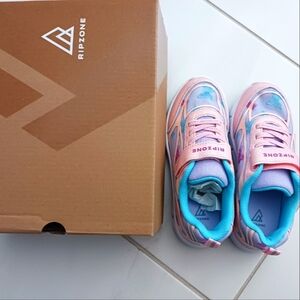 Ripzone girl shoe size 12